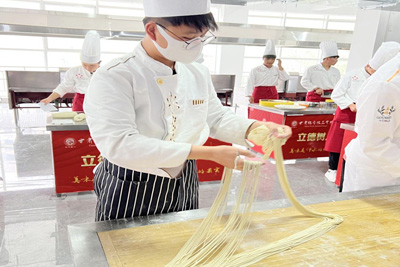 在兰州中专学校学烹饪要学哪些内容？